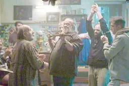 ‎فراتر از واکنش