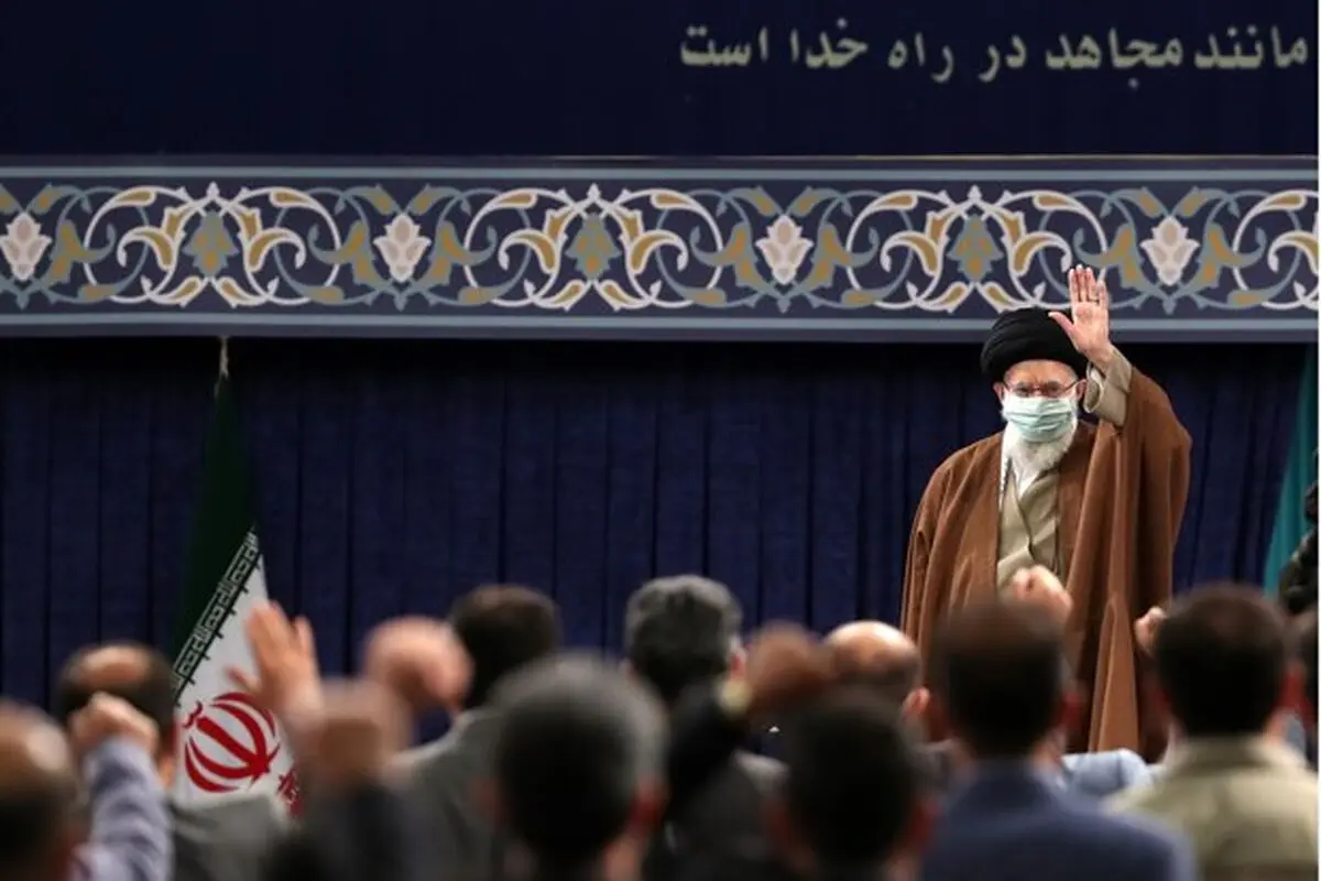 Leader calls for assisting gov. to advance economic plans