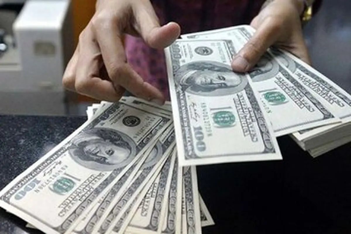 سیاست ارزی دولت رییسی تغییر کرد/ دلار به کدام سو می‌رود؟

