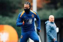 باشگاه شباب الاهلی در آستانه جذب مهاجم سابق بارسلونا