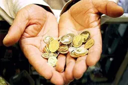 کاهش قیمت سکه و طلا در بازار
