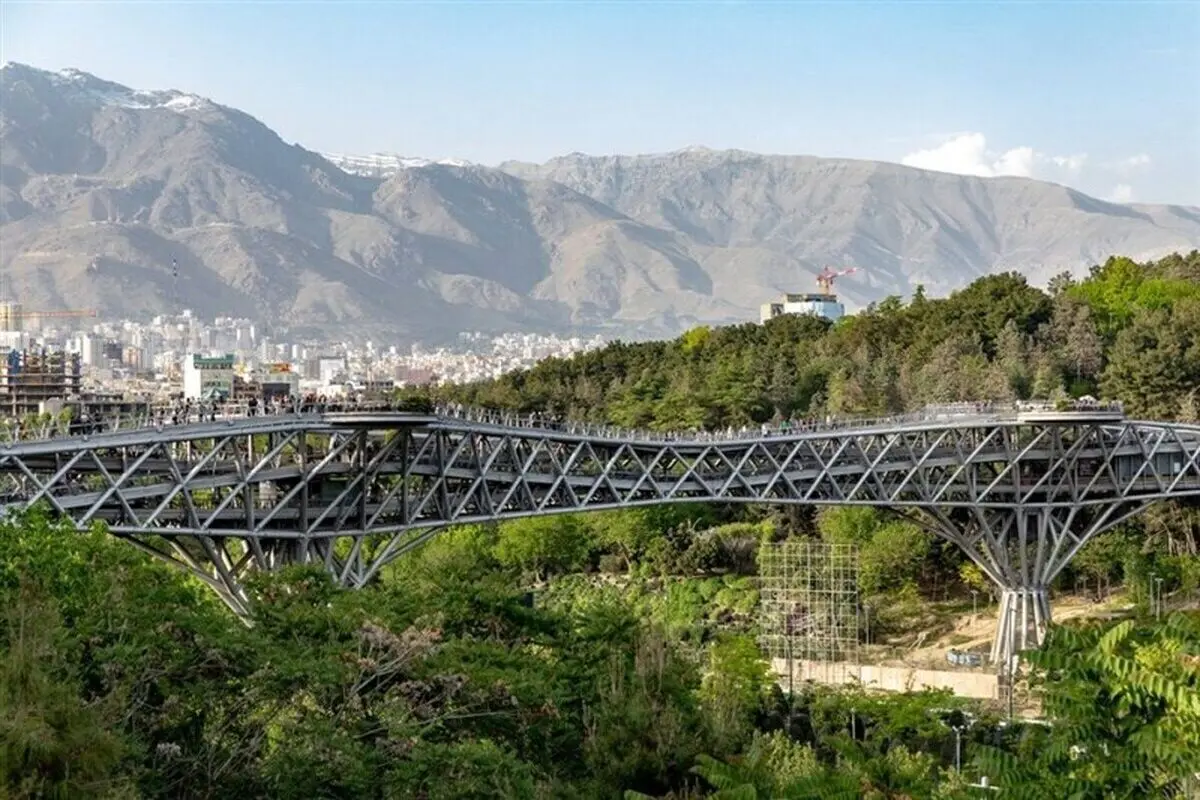 گرد و غبار به تهران نرسید 