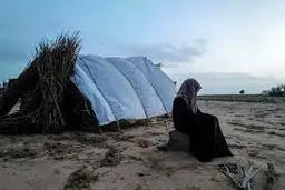 زنان جهان درگیر فقر و جنگ