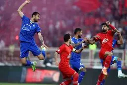 بازی استقلال و تراکتور در تبریز برگزار می شود