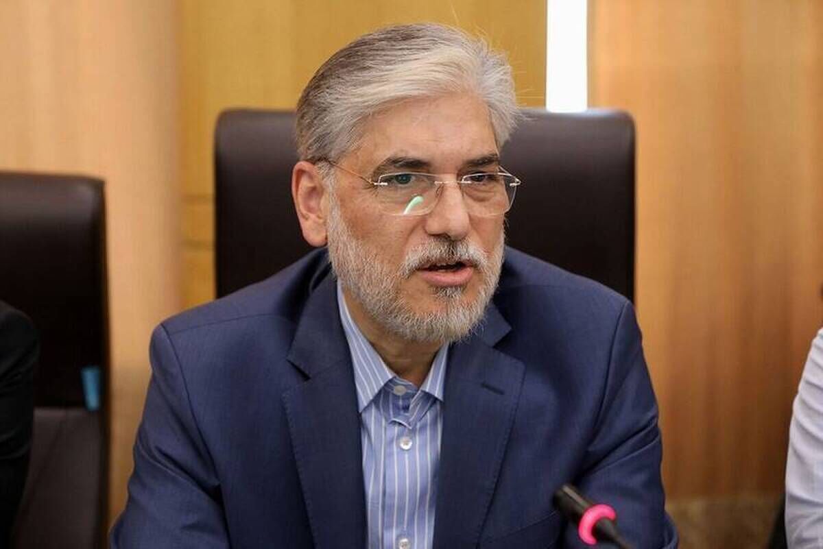 توصیه وزیر علوم به برگزیدگان علمی کشور: مام وطن را فراموش نکنید