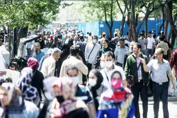 تأملاتی درباره دوجامعه‌ای‌ شدن ایران 