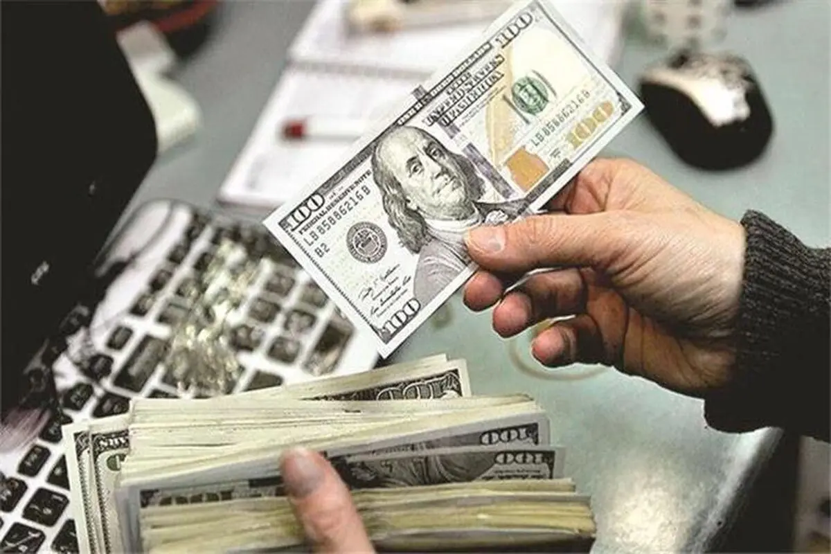 اوج‌گیری شبانه قیمت ارز پس از انفجار بندر رجایی و پایان دور سوم مذاکرات ایران و آمریکا

