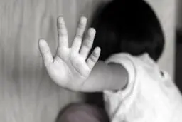 لحظات سخت نجات جان نوزاد چهار ماهه + ویدئو