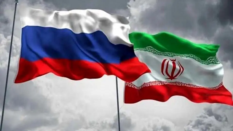 کسی که حاضر نیست برای دیدن ایران یک شال سر کند، اصلا سفر نکند