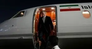 وزیر امور خارجه وارد قاهره شد
