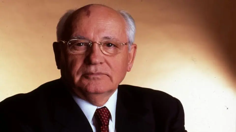 Mikhail Gorbachev, Soviet leader who ended cold war, dies aged 91