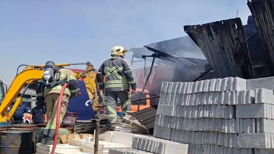 جزئیات آتش سوزی انبار کالا در شرق تهران اعلام شد
