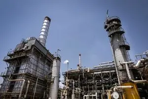 آتش‌سوزی جنوب تهران به پالایشگاه تهران چه ارتباطی دارد ؟ + جزییات