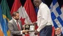 شکیل اونیل مأمور  FBI شد