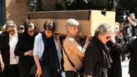 تنهایی نویسنده