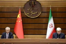ایران والصین تؤکدان على تأثیر التعاون الثنائی على السلام والأمن الاقلیمیین