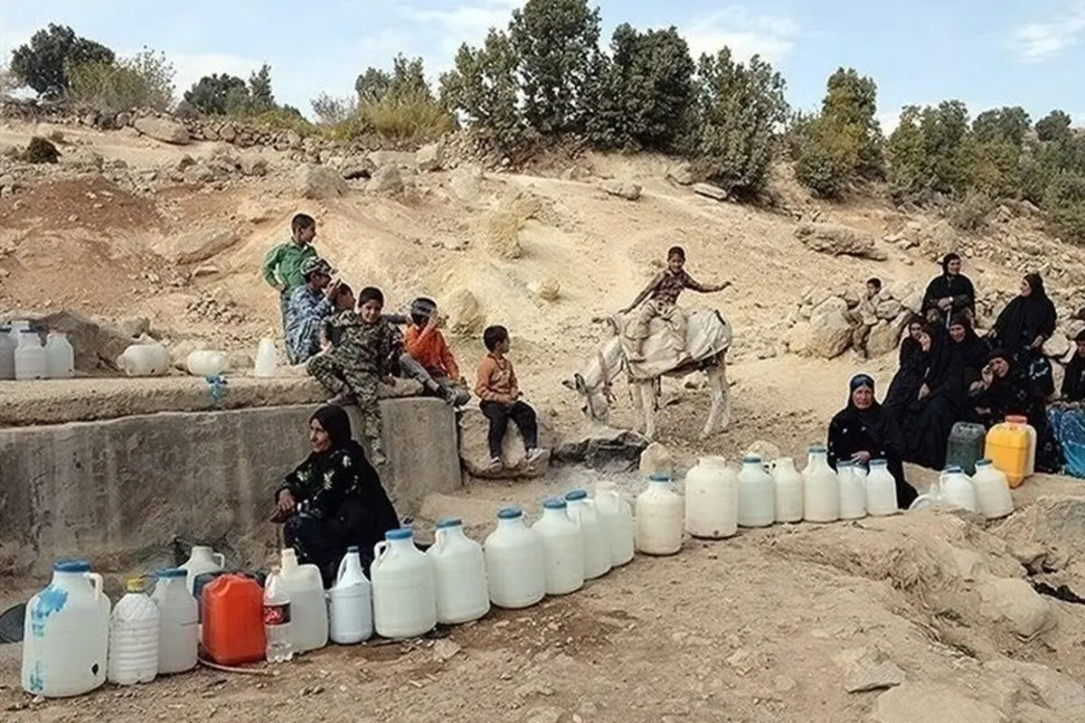 بیانیه بیش از ۲۰۰ نماینده مجلس: اگر تا سه ماه دیگر آب به سیستان و بلوچستان نرسد باید منتظر فاجعه انسانی باشیم