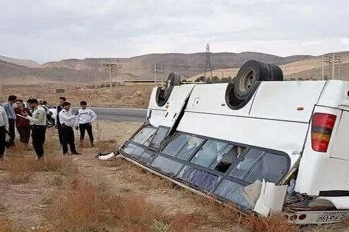 واژگونی مینی‌بوس حامل ۲۶ ‌دانش‌آموز‌ ‌تیزهوش‌ در ‌جاده ملکان-بناب‌

