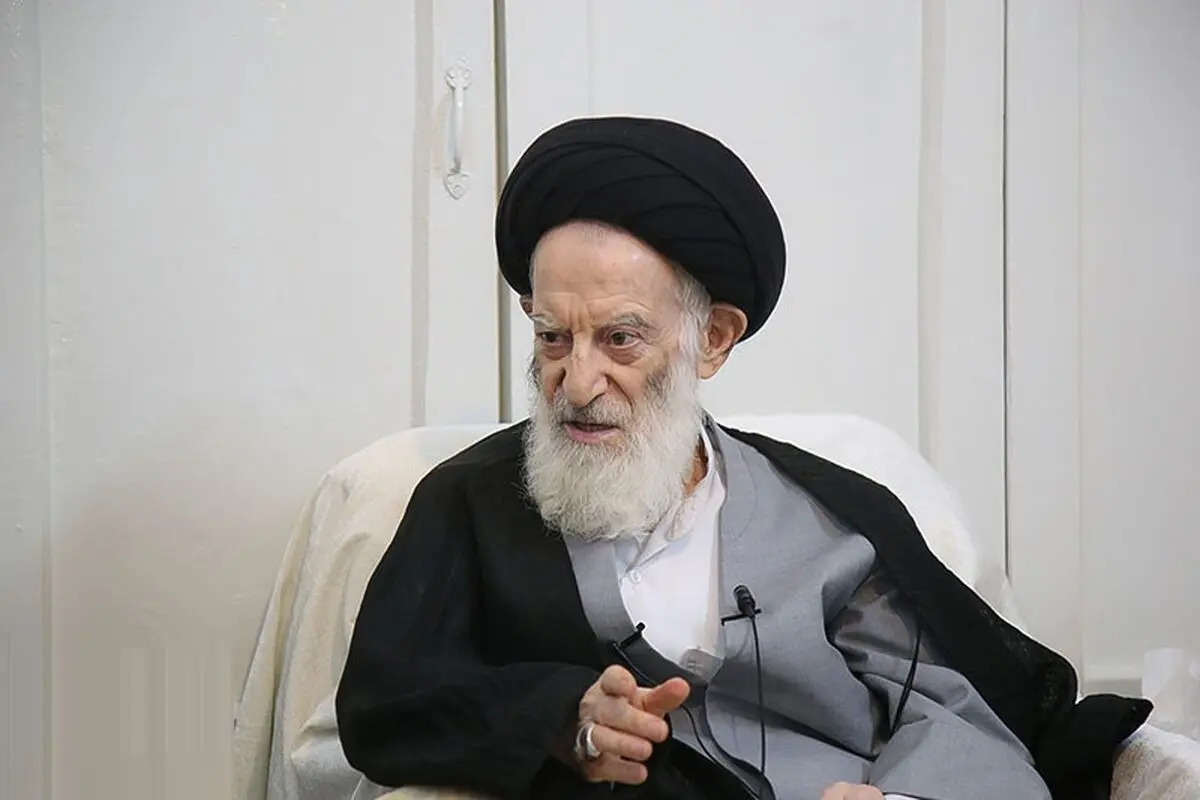 آیت الله شبیری زنجانی «شنبه» را عید فطر اعلام کرد