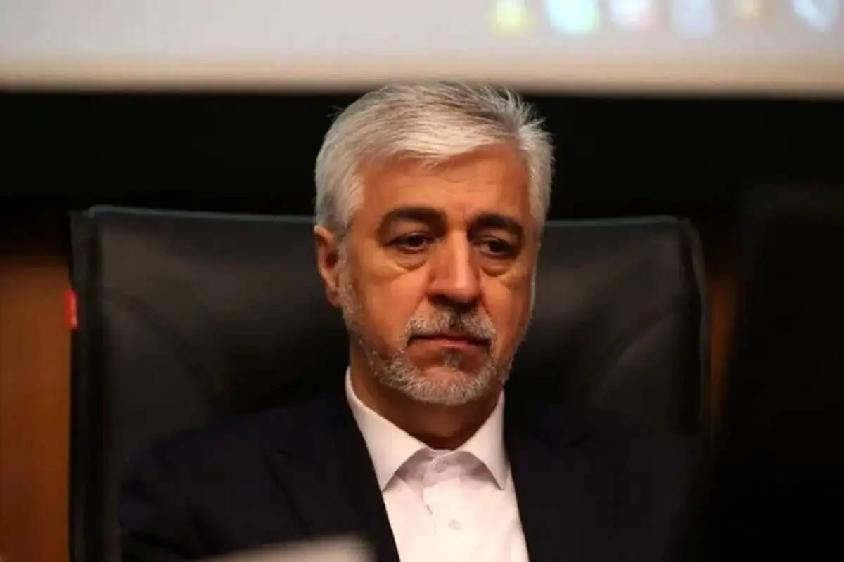 عذرخواهی پیامکی مدیر روزنامه ایران از وزیر اشتباهی!/ عکس

