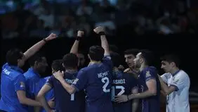 والیبال زیر ۱۸ سال با شکست میزبان فینالیست شد