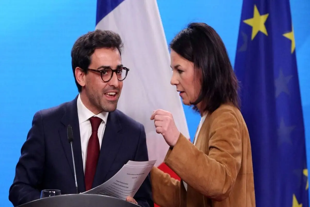 وزیران خارجه فرانسه و آلمان بر تداوم حمایت از اوکراین تاکید کردند

