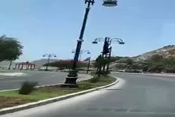 تجهیز شوارع مسقط لاستقبال التاریخي من الرئیس الایراني ابراهیم رئیسي