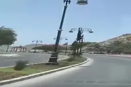 تجهیز شوارع مسقط لاستقبال التاریخي من الرئیس الایراني ابراهیم رئیسي