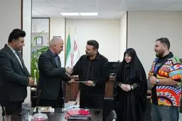 آزادی ۶ زندانی توسط بهرنگ علوی 