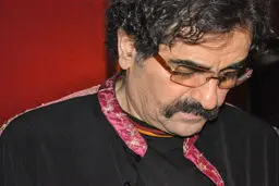 شهرام ناظری در بیمارستان بستری شد