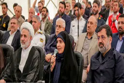 عکسی که ایسنا از فرزانه صادق و مجتبی ذوالنوری در قم منتشر کرد