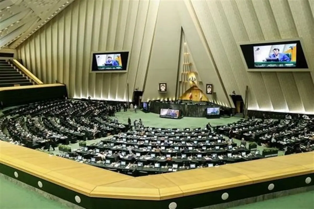 خاندوزی و فرزین به مجلس می‌روند/نحوه اختصاص ارز در دستورکار