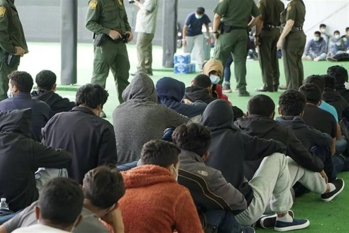 آمریکا گرین‌کارت مهاجران 19 کشور از جمله ایران را بازبینی می‌‌کند

