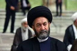 امام جمعه اردییل: پزشکیان ثابت کرد که مرد عمل است و هرچه قول می‌دهد به آن عمل می‌کند