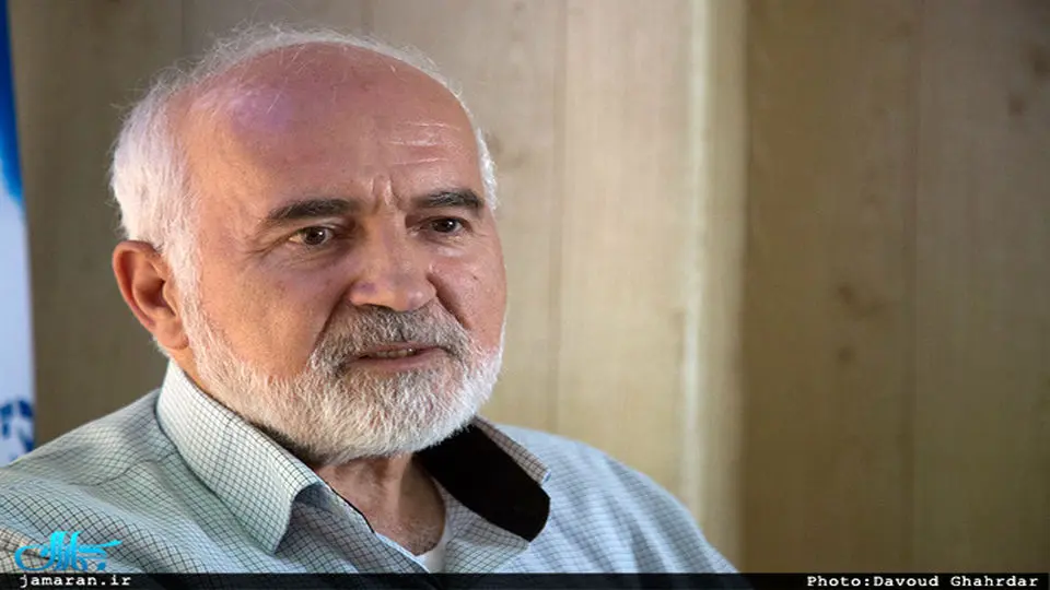 احمد توکلی در بیمارستان بستری شد