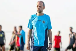 پایتان را در  رختکن نگذارید