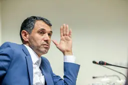 خودروسازان مونتاژکار هستند/ وزارت صمت باعث رشد تورم و کنترل تولید شده است
