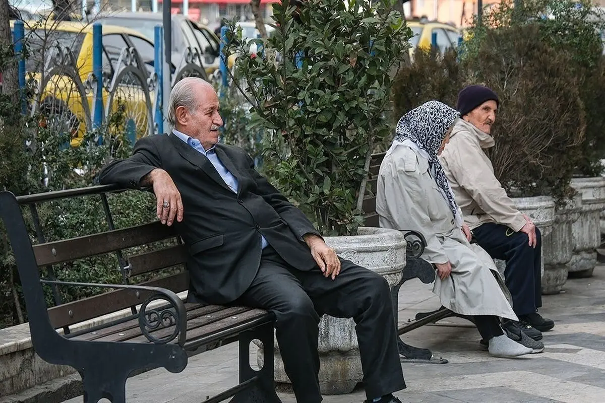 واریز ۹ میلیون تومانی به حساب بازنشستگان آغاز شد
