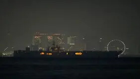 ناو لینکلن از سنگاپور عبور کرد