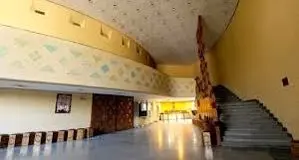 «ریش فیدل، غبغب مرکل» در تالار حافظ به روی صحنه می‌آید