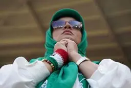حضور بانوان در بازی تیم‌ ملی با روسیه و کنیا/اگر تماشاگران رعایت کنند، حضور زنان ادامه دارد