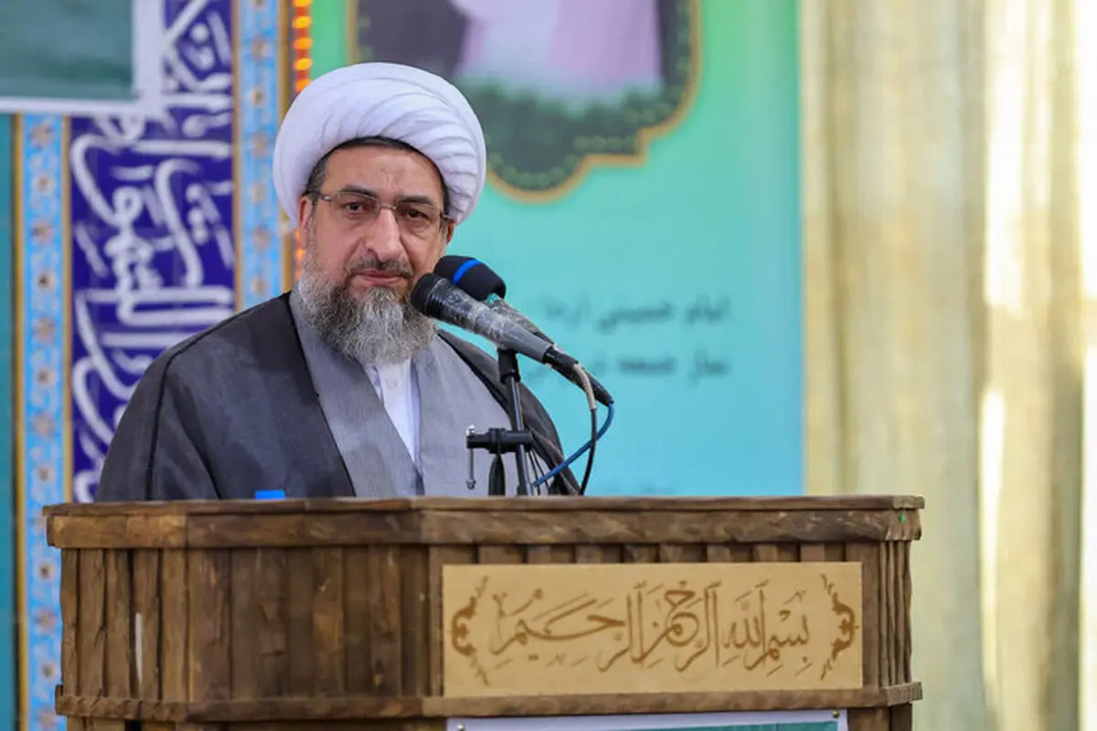 امام جمعه تبریز برای مصرف بنزین هشدار داد / از سفرهای غیرضروری خودداری کنید 