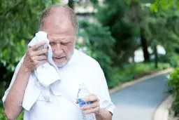 گرمازدگی در حال افزایش است/ دپوی سرم و تجهیزات مرتبط با گرمازدگی