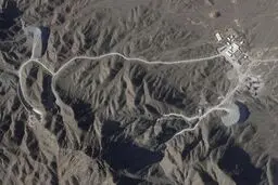 ایران هنوز تصمیمی برای ساخت بمب اتم نگرفته است
