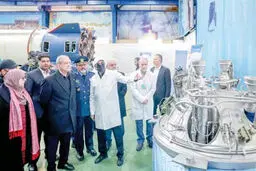 دشمن  منتظر  دعوای  داخلی بر   سر    مسائل بی‌خودی   است

