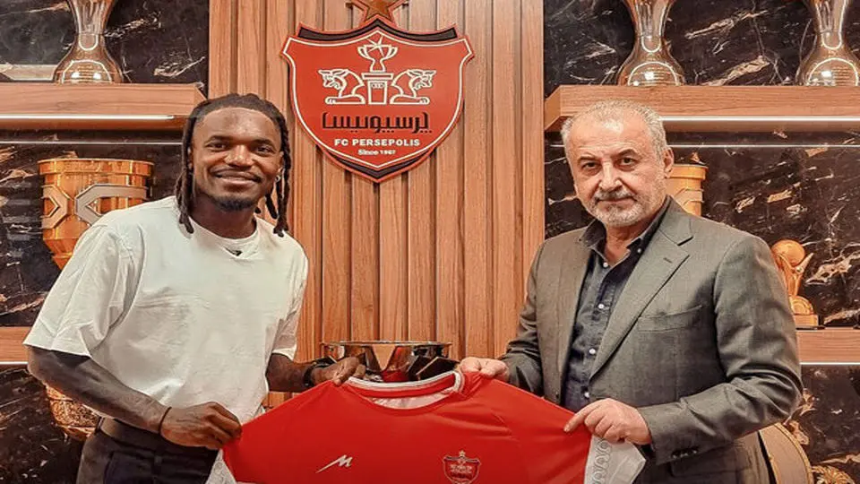 "پچپچ"های پشت در رختکن پرسپولیس دردسرساز شد