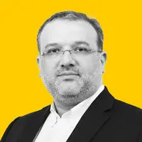 اعتماد زیر آتش