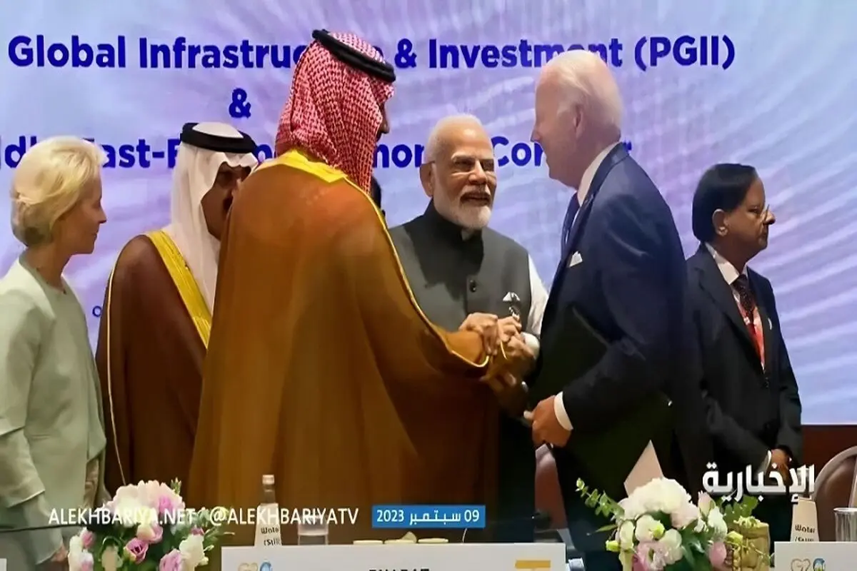 لحظه دیدار بایدن و بن سلمان/ ویدئو


