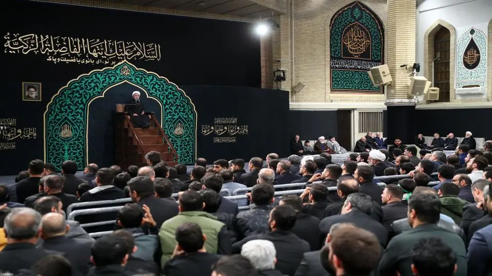 مراسم عزاداری شب شهادت حضرت زهرا(س) در حسینیه امام خمینی(ره)
