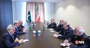 پزشکیان با شهباز شریف دیدار کرد + عکس